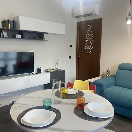 Lägenhet 10 Min Da Maranello Accogliente La Petite Maison Di Elisa Ca di Sola