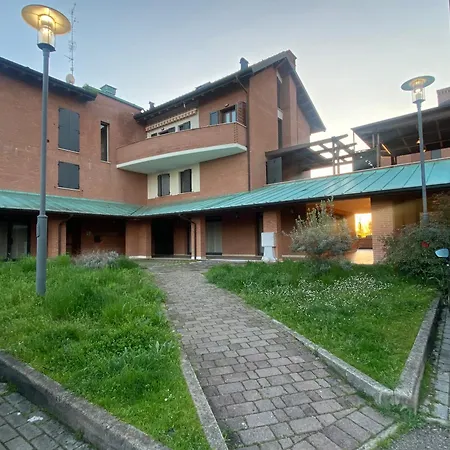 Lägenhet 10 Min Da Maranello Accogliente La Petite Maison Di Elisa Ca di Sola