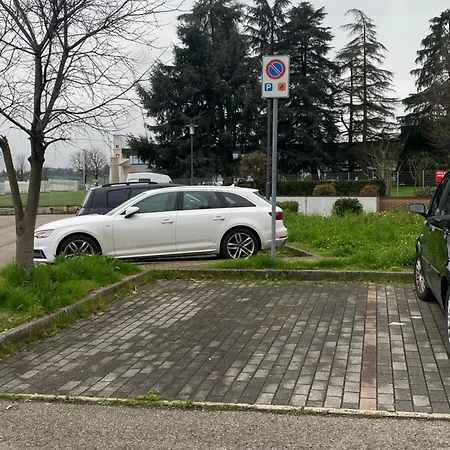 10 Min Da Maranello Accogliente La Petite Maison Di Elisa Apartmán Ca di Sola